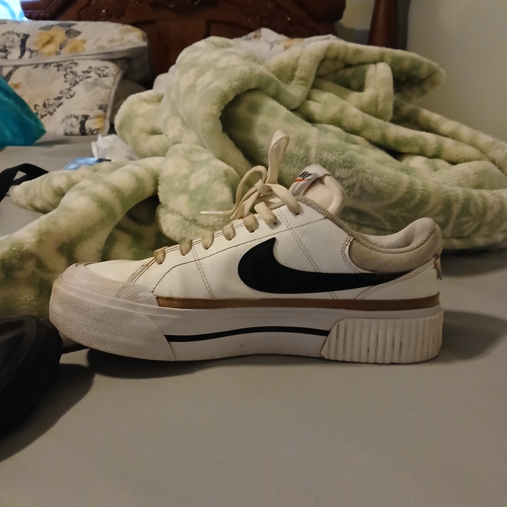 Nike White Leather Platform Sneakers with Black Swoosh and Tan Trim